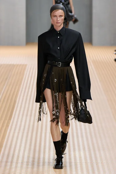 Look 45